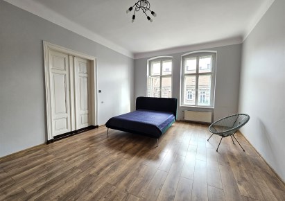 mieszkanie na sprzedaż - Legnica